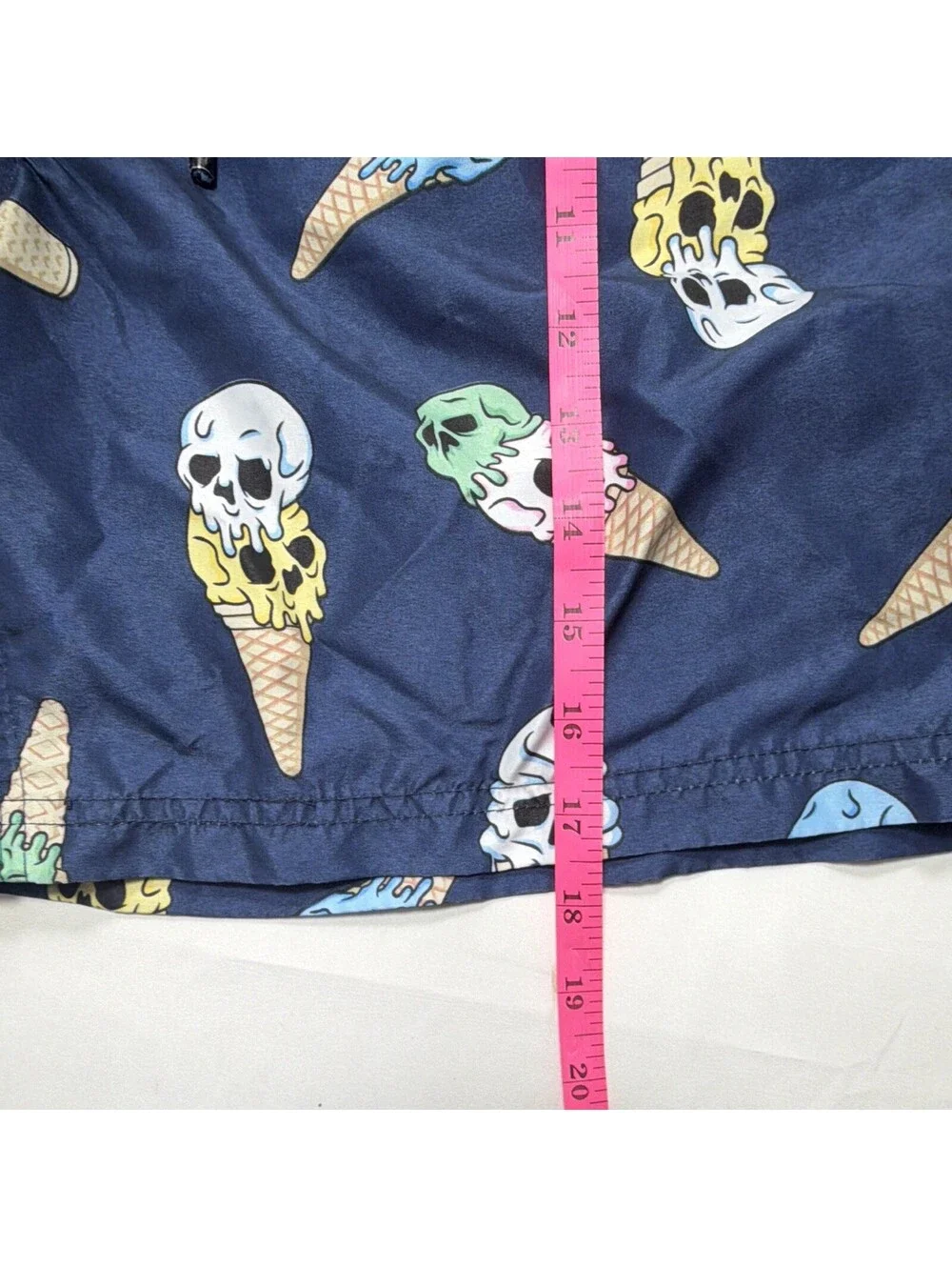Broken Threads Men's L Swim Shorts Blue Skull Ice Cream Graphic Drawstring Lined